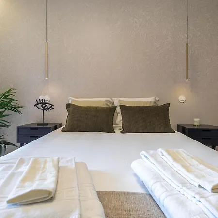 Deluxe 2bdr In By Lovelystay 아파트 *